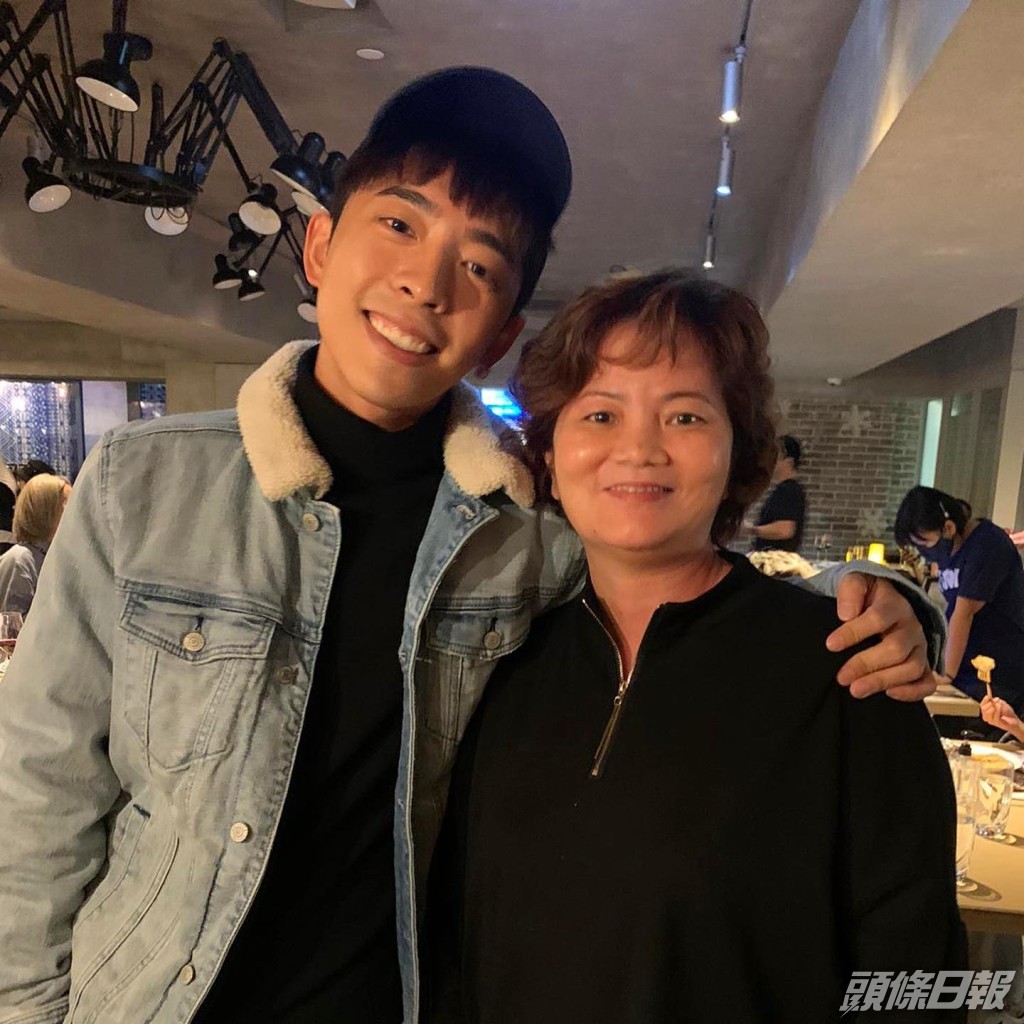 識玩一定要同MIRROR嘅成員合照！